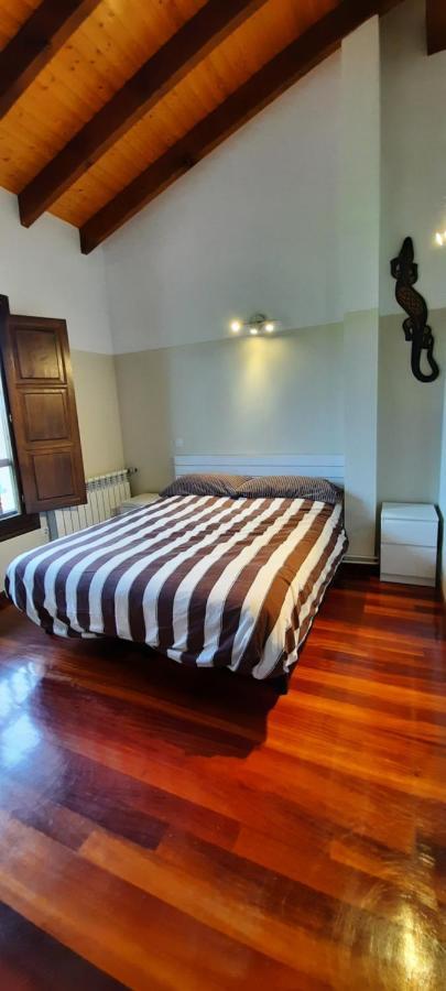 Villa Casa En Sobarzo, Junto Al Parque De Cabarceno Exterior foto